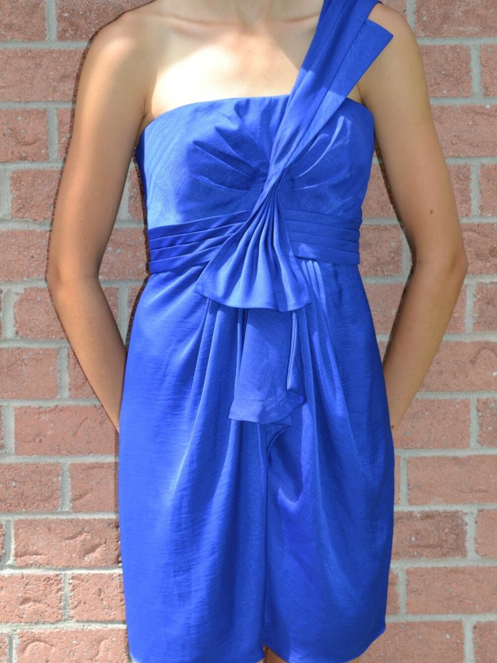 💙 BCBGMaxAzria One-Shoulder Royal Blue Satin Cocktail Dress - Picture 2 of 6